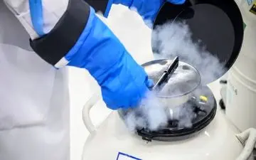 «فریز تخمک» در دختران| هزینه‌ فریز تخمک چقدر می‌شود؟