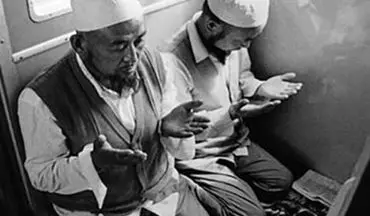 احکام نماز خواندن در قطار و هواپیما| حکم مراجع تقلید