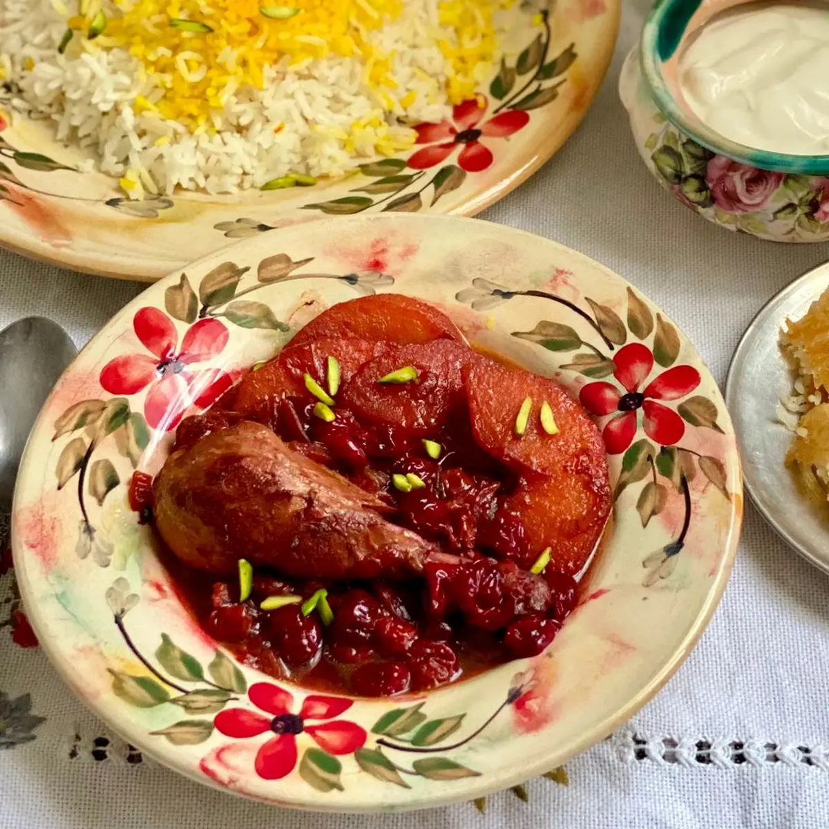 این خورش فوق العاده س|  خورش آلبالو با مرغ رو این مدلی درست کنید!