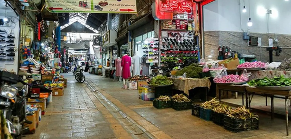 بررسی قیمت کالاهای اساسی موجود در بازار سنتی قزوین/مرغ همچنان میل گرانی دارد!