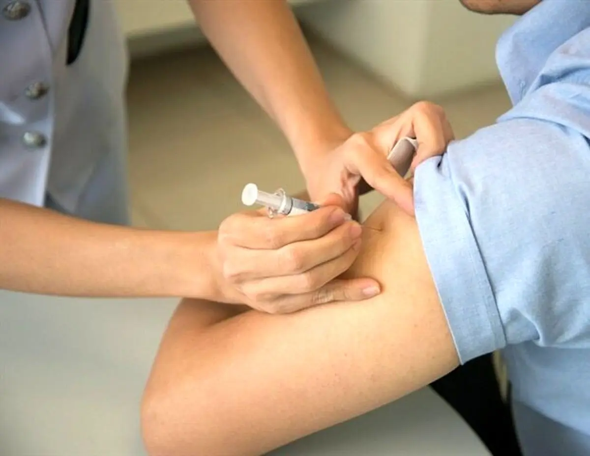 آیا واکسن آنفلوآنزا در بیماران مبتلا به کووید-19 تاثیر دارد؟