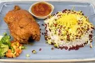 طرز تهیه زرشک پلو مجلسی + ترفندهای طلایی برای یک غذای بی‌نظیر