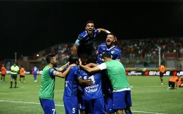  لیست فتح‌الله‌زاده در استقلال لو رفت!