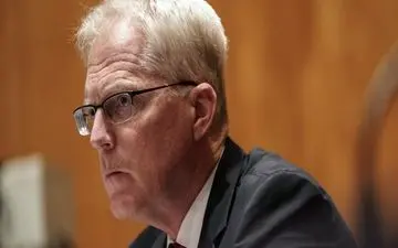 سرپرست وزارت دفاع آمریکا: تعداد نظامیان آمریکا در عراق از 3200 نفر به 2500 نفر کاهش می‌یابد