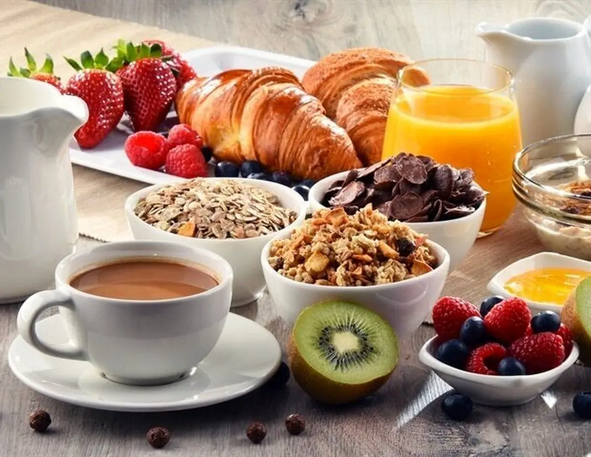 اگر می‌خواهید وزن کم کنید، این ساعت‌ها را برای غذا خوردن کنار بگذارید!