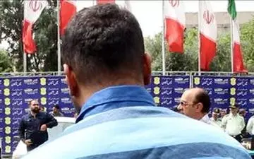 
خطر از بیخ گوش افسانه رد شد/فرار جسورانه زن گروگان از صندوق عقب خودرو