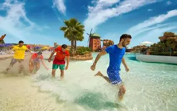 قصد سفر به جزیره کیش داری ؟ با لباس مناسب فصل های مختلف برای کیش آشنا شو