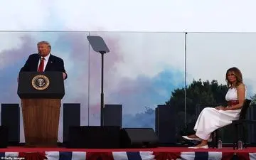 ترامپ در روز استقلال هم دست از حمله به رسانه‌ها برنداشت