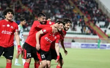 به نام خدا، تراکتور گل زد!