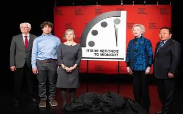  ساعت قیامت؛ چیست و چگونه کار می‌کند؟