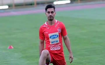 عجیب اما واقعی: ستاره پرسپولیس پیشنهاد باشگاه بزرگ اروپایی را رد کرد!