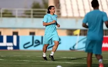 استقلال با نادری وارد مذاکره شد
