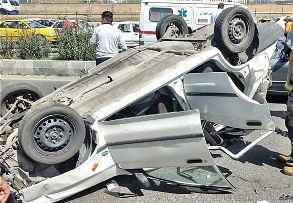 تصادف خونین در محور خاش _ زاهدان / ۲۲ مسافر مجروح و ۲ نفر کشته شدند 