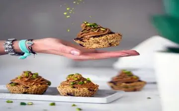 این شیرینی خوشمزه رو خودت درست کن | دستور تهیه  مافین موزی !