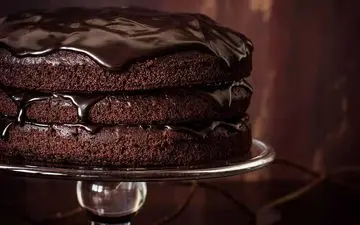 طرز تهیه ساده‌ترین کیک شکلاتی