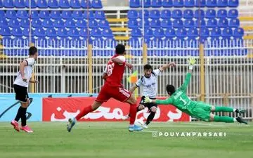 هافبک نفت مسجدسلیمان: اهل شلوغ‌کاری نیستم / امیدوارم با آینده من بازی نکنند و رضایتم را بدهند