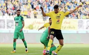 ساعت دربی اصفهان تغییر کرد