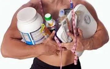 مواظب مصرف مکمل های ورزشی باشید|عوارض خطرناک مکمل های ورزشی را بشناسید