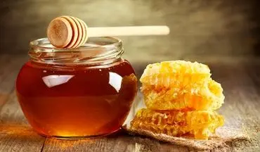 حل کردن عسل در چای داغ آن را سمی می کند؟