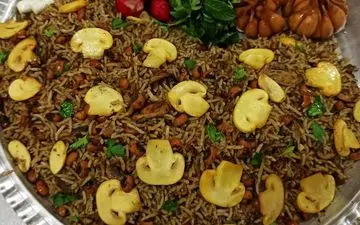 طرز تهیه پلو شوشتری با قارچ؛ غذای جنوبی خوشمزه و مقوی