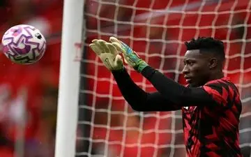  پیام منچستریونایتد به اونانا؛ دنبال تیم باش! 