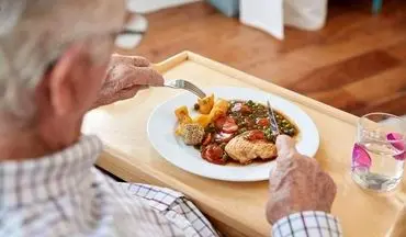 ده ماده غذایی که سالمندان را سلامت نگه می دارد