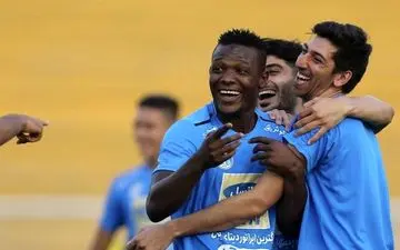 شفر این ستاره را به نیمکت استقلال تبعید می کند!