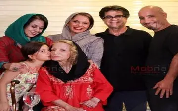 همسر و دختر پژمان بازغی در یک دورهمی (عکس)