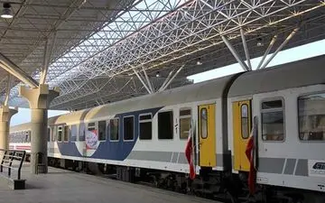 به کرونایی‌ها بلیت قطار فروخته نمی شود
