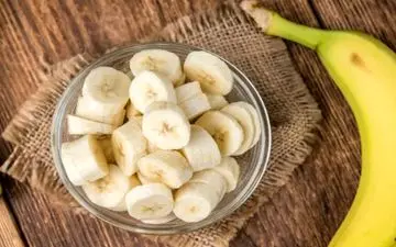 چه زمانی در روز موز بخوریم؟
