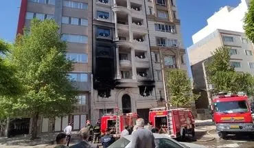 آتش سوزی ساختمان نیمه کاره ۸ طبقه در کرمانشاه/ نجات کارگر محبوس درون ساختمان 



