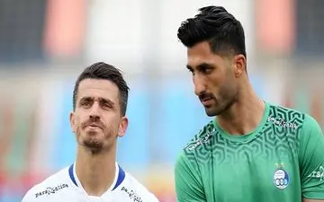 خداحافظی مظاهری از بازیکنان بعد از تمرین امروز استقلال