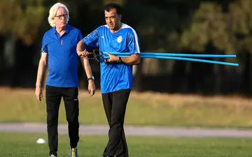 ادعای عجیب مربی استقلال درباره هواداران تراکتورسازی