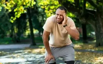 سردردهای خوشه ای| سردرد در سمت راست سر؛ چه باید کرد؟

