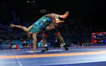 پیروزی طوفانی سعید اسماعیلی و صعود به نیمه نهایی