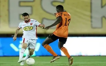 ستاره سرخپوش قسر در رفت!