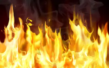 آتش سوزی واحدهای تجاری- مسکونی در بندر انزلی