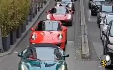 ویدیو | کلکسیونی از خودروهای لوکس دنیا در خیابان‌های تهران