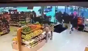 تصاویری وحشتناک از سرقت سوپرمارکت ها در آفریقای جنوبی