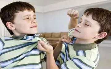 اگر بچه هایتان با هم کنار نمی آیند این کارها را انجام دهید

