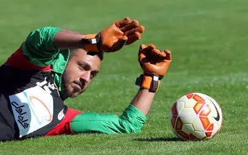 دروازه بان سابق و پرحاشیه پرسپولیس به سوپرجام می رسد؟