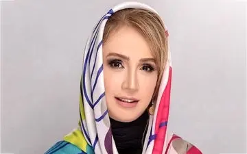 استوری عجیب شبنم قلی خانی در کنار ماشین ژیان!|خانم بازیگر این بادکنکهای صورتی رو از کجا آورده؟!
