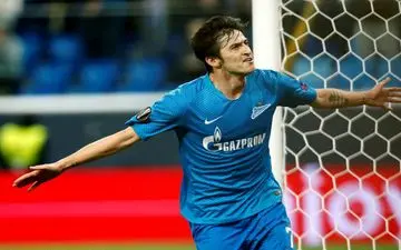 لیون علاقه مند به جذب سردار