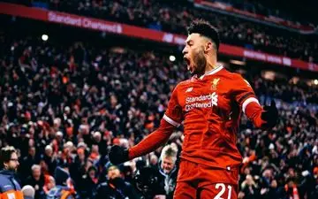 ستاره سابق لیورپول و آرسنال در رادار آبی‌ها؛ چمبرلین به استقلال می‌آید؟