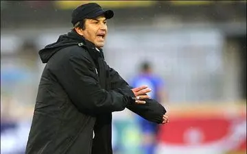 مذاکره باشگاه تهرانی با سرمربی اسبق پرسپولیس/ کریمی و عابدزاده در کادر فنی 