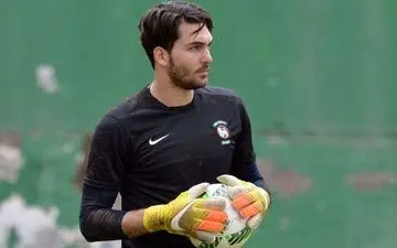 علیرضا حقیقی در اختیار مربی دروازه‌بان‌های تیم ملی+عکس