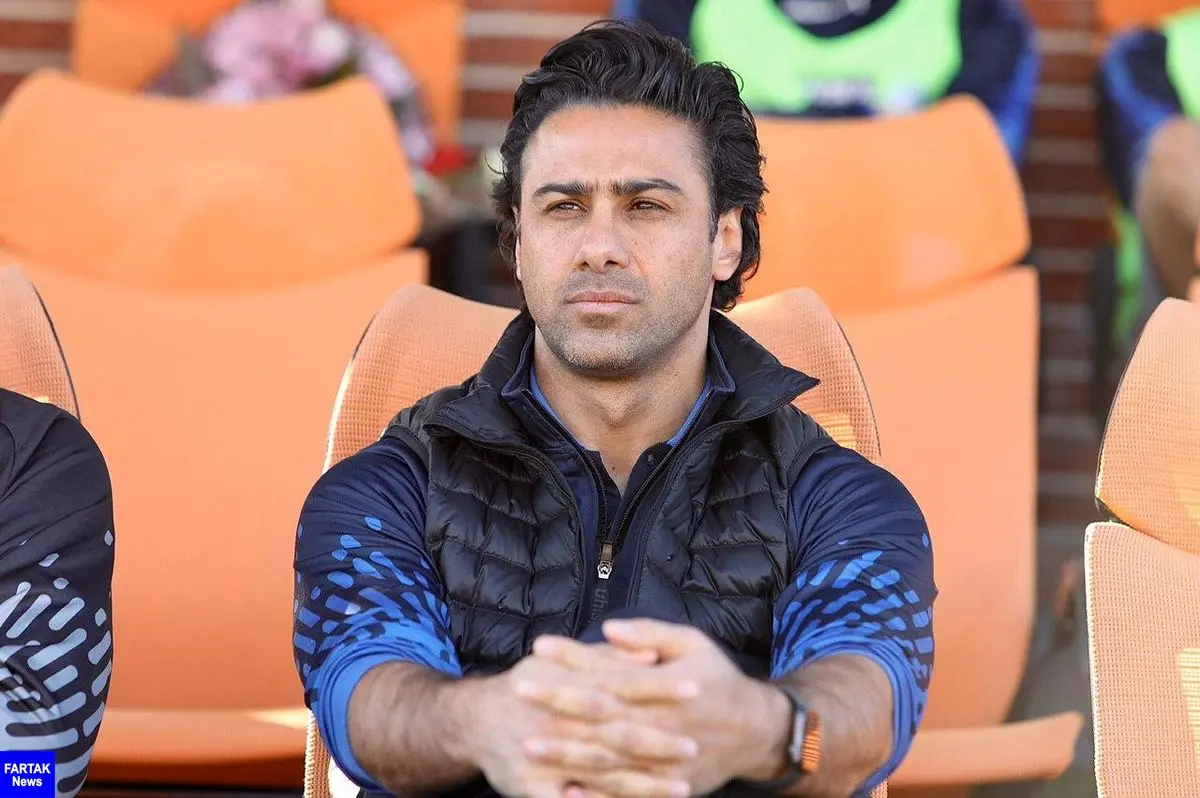 سرمربی استقلال همچنان در امارات/ جلسه با مدیرعامل باشگاه بعد از بازگشت به ایران