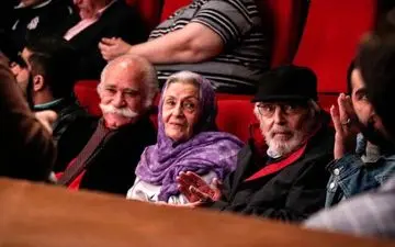 ژاله علو و جمشید مشایخی در اختتامیه یک رویداد سینمایی