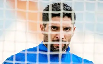 رسمی: گلر سابق استقلال به نساجی پیوست