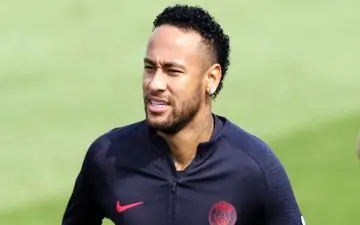  تکذیب شایعه کنار گذاشته شدن نیمار از PSG